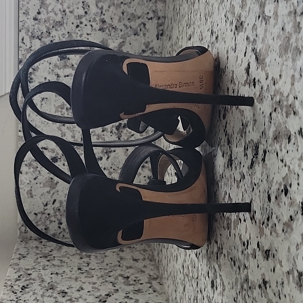 Alexandre Birman Clarita sandals with bow tie detail - Picture 8 of 12